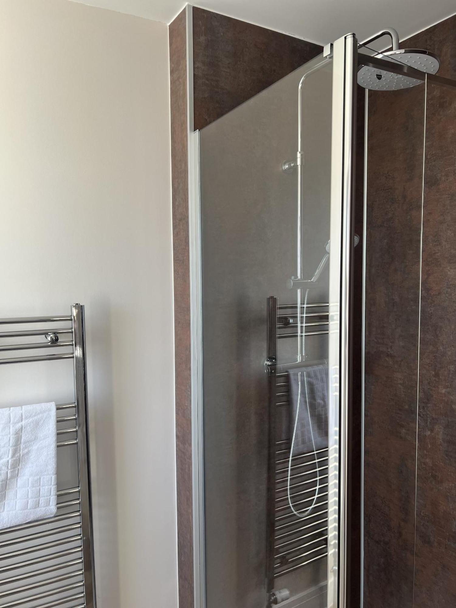 Tuckers Inn Инвергордон Экстерьер фото